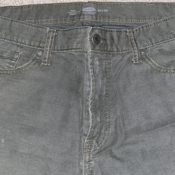 Men’s Olive Pants - Picture 2 of 3